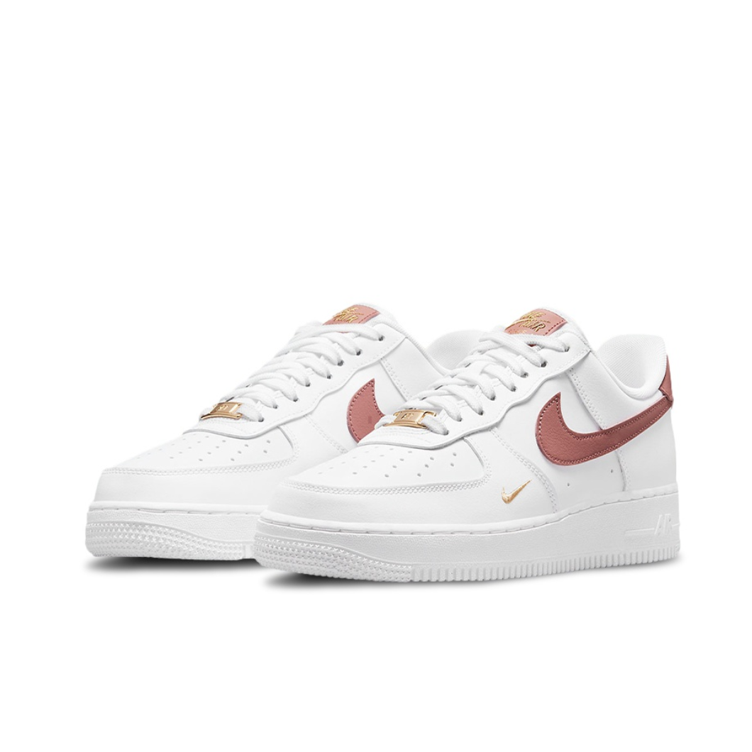 나이키 에어포스 1 07 클래식, 스타일리시하고 편안하 - Nike Shoes Air Force 1 리뷰 및 가격